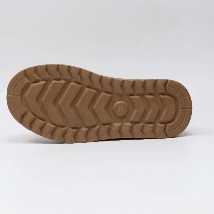 2025-11-05-11-11-44-244