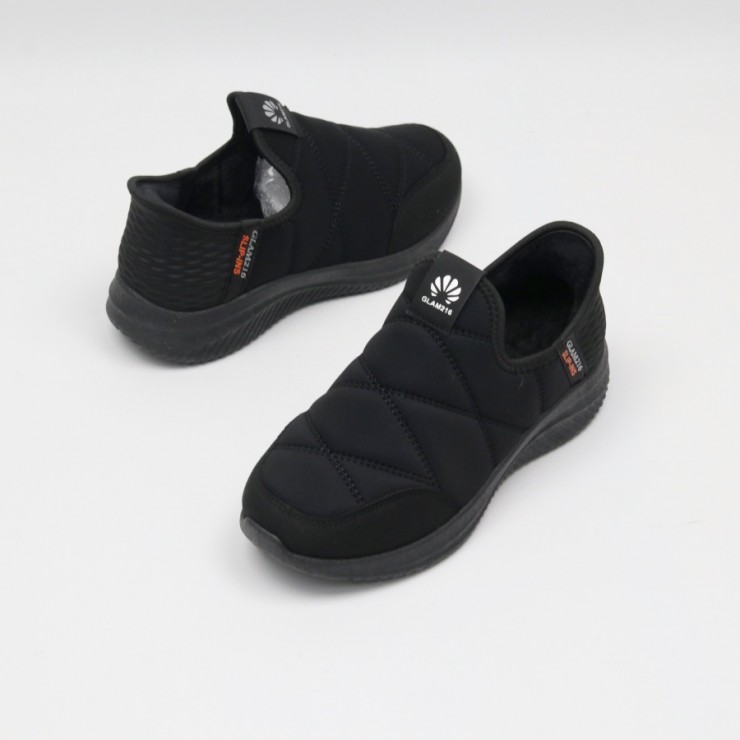 2025-11-18-08-06-03-927